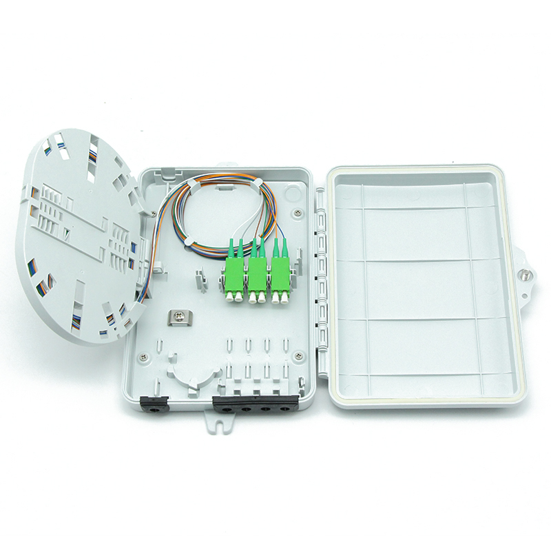 التصميم الداخلي لصندوق التوزيع مع إدارة الكابلات